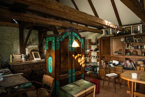 ATELIER, EXPOZITIE, VIZITE