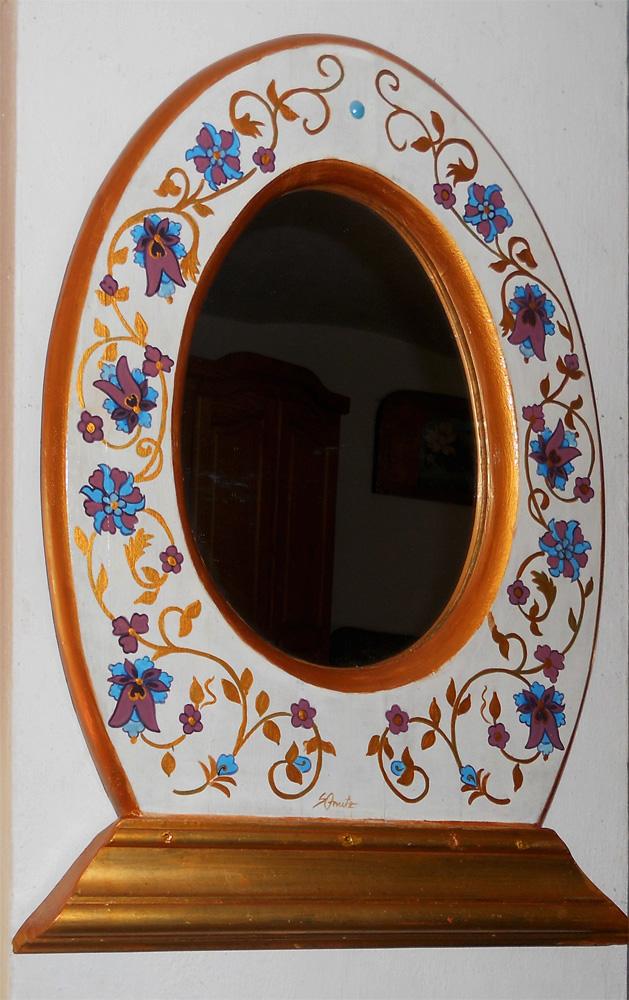 Oglinda ovala-miniaturi